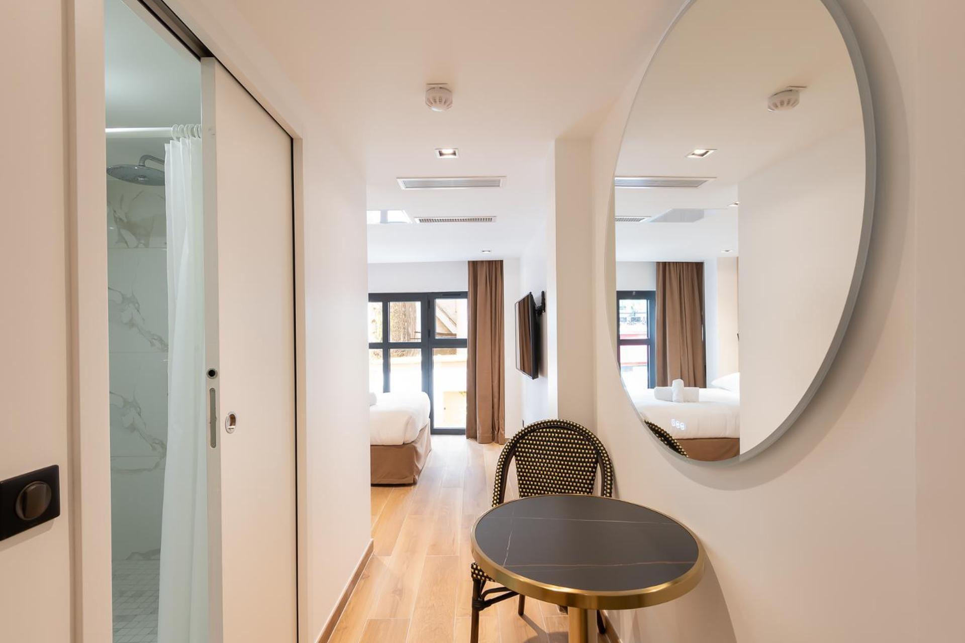 Les Suites Hcr Παρίσι Εξωτερικό φωτογραφία