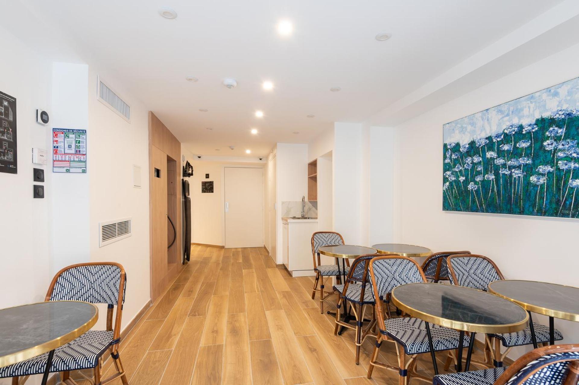 Les Suites Hcr Παρίσι Εξωτερικό φωτογραφία